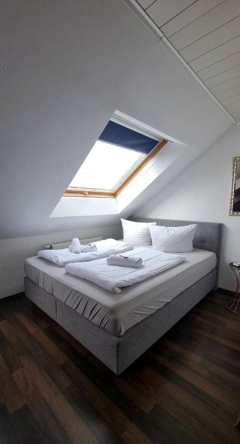 Tulpenoase Apartment Neuendettelsau Luaran gambar
